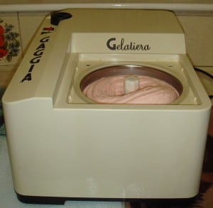 1024px-Gelatiera